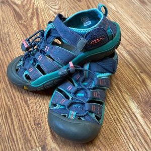 Keen Youth Sandal Size 2